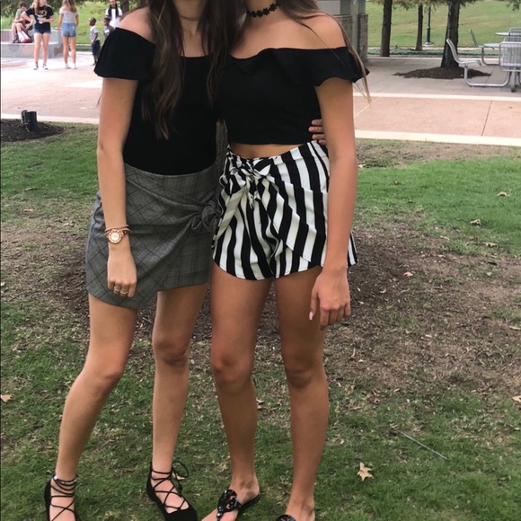 Pants - Tie in Front Shorts